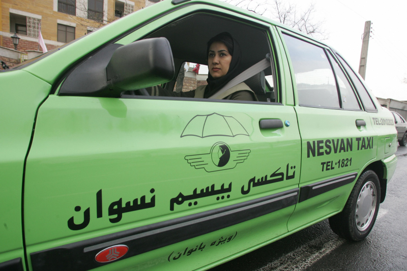 Illustration for article titled Tehranopnik: The Cars And Car Culture Of Iran
